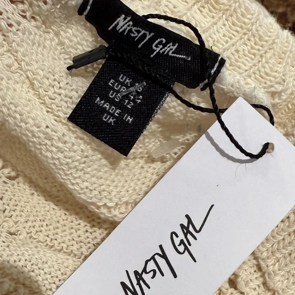 Nasty Gal Womens Wave Crochet Crop Top Mini Skirt and Bucket Hat 3 Pc Set Cream - Picture 10 of 11